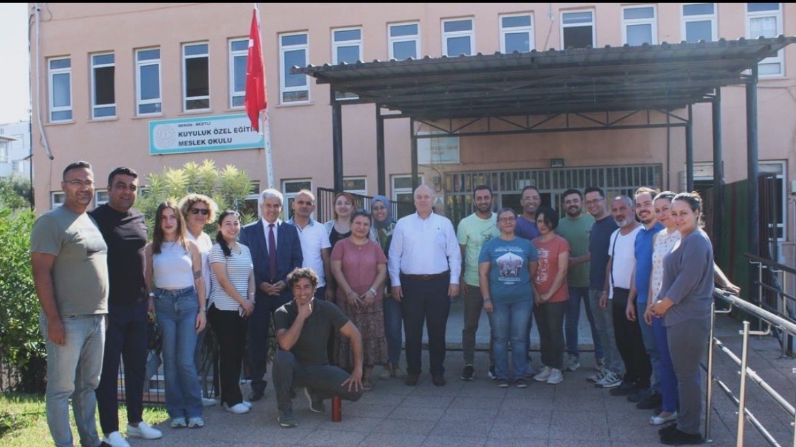 Mezitli İlçe Müdürümüz Sayın Mehmet BADAS okulumuza ziyarette bulundu.